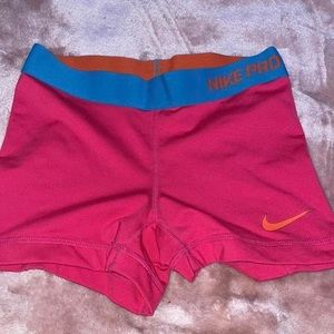 Nike Pros Neon